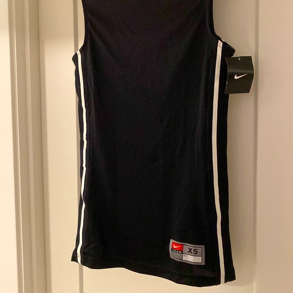 NWT [Nike] Dri-Fit Basketball Performance Sleeveless Jersey Black w/ White - Picture 4 of 9
